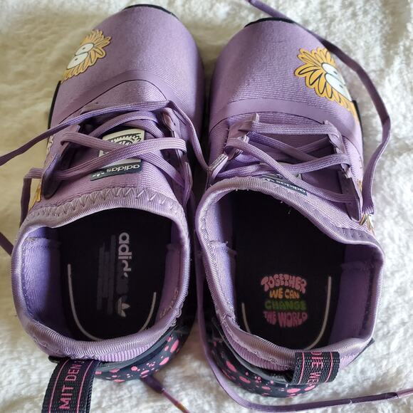 Adidas Originals X Kevin Lyons NMD R1 Kids Sneakers - Picture 6 of 7